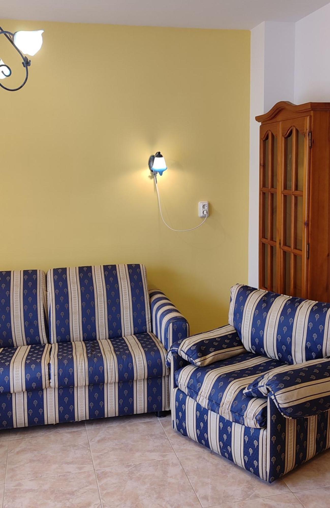 Duplex 2-bedroom Family F&f